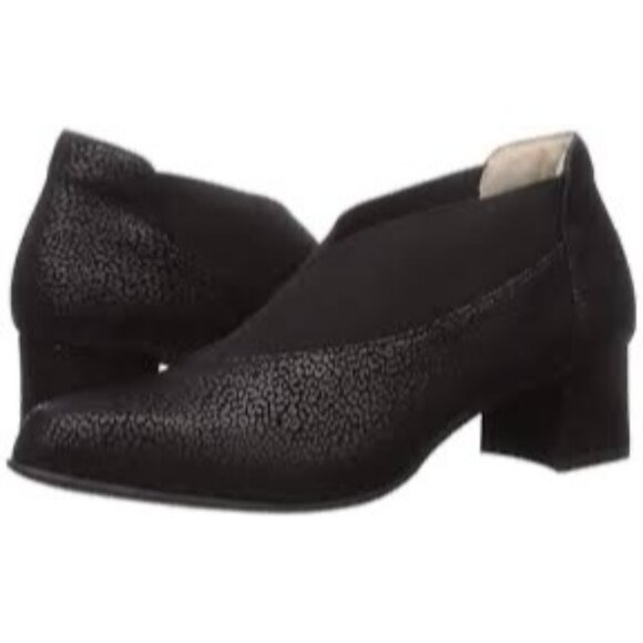 BeautiFeel GIA Black Embossed Suede Bootie Shoes Size 39/ 8 - Picture 1 of 16